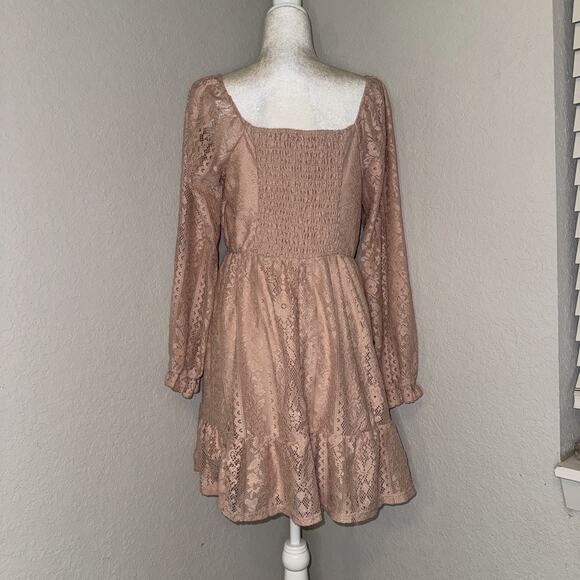 LC Lauren Conrad Mini Dress Womens Large Pink Lace Overlay Smocked Tiered hem - Picture 2 of 9